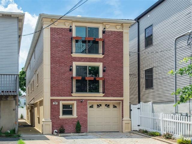 Duplex for rent in Jersey City