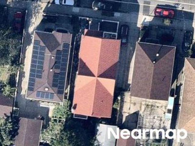 House for sale in Flushing