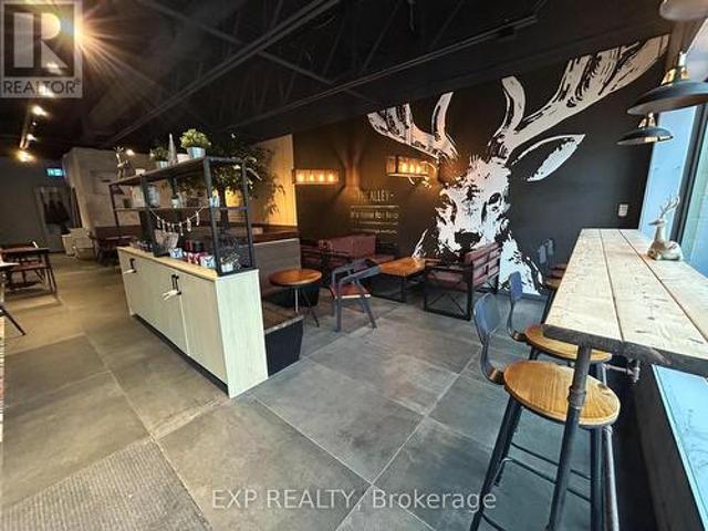 Commercial for rent in Hamilton