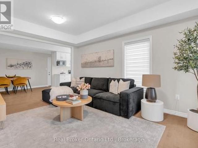 Townhouse for sale in Guelph, Ontario