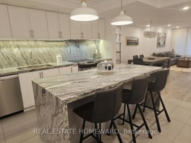 Townhouse for sale in Woburn, Ontario
