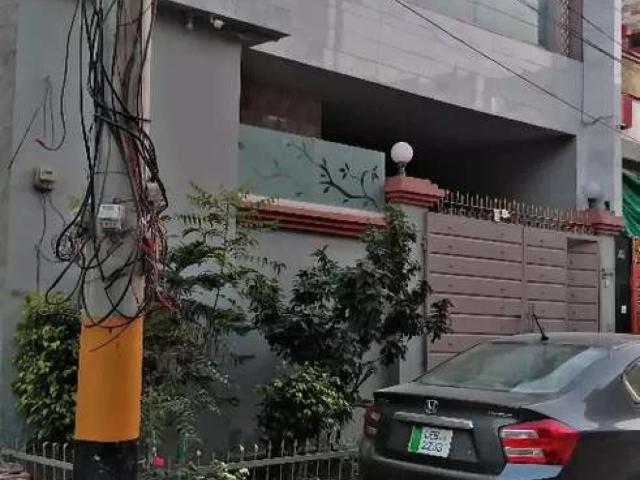 House for sale in Kot Kamboh, لاہور ڈویژن