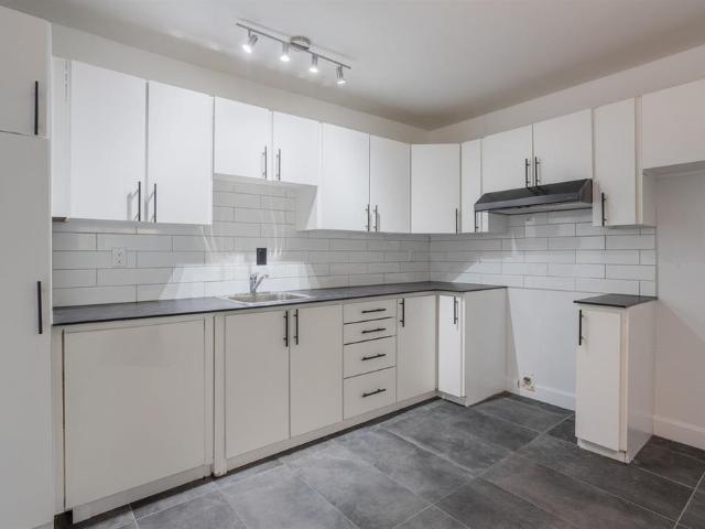 Apartment for rent in La Vallée-du-richelieu, Quebec