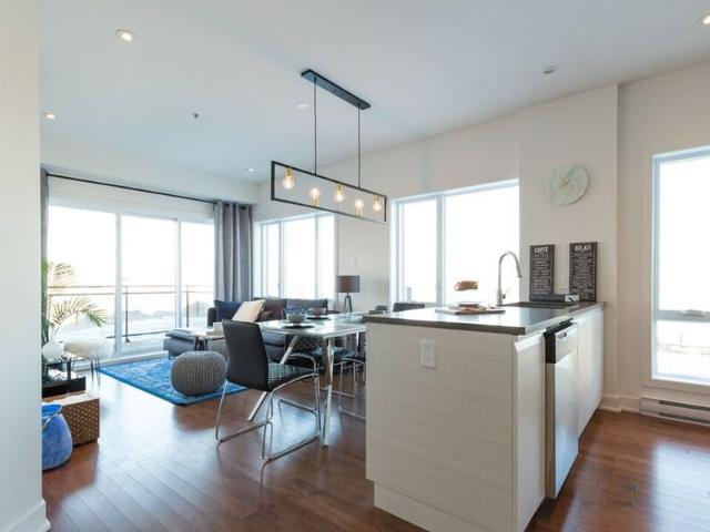 Apartment for rent in Pointe-claire, Quebec