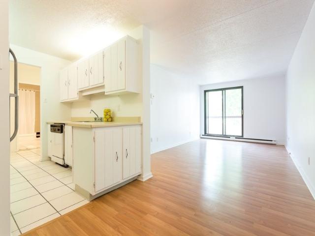 Apartment for rent in Sainte-julie, Quebec