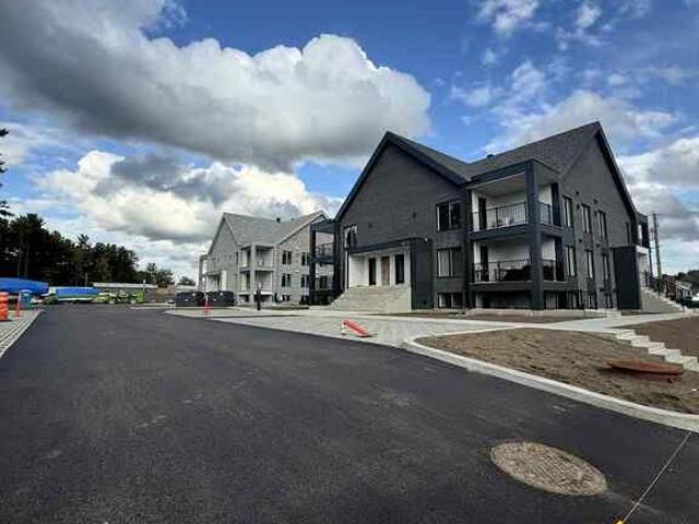 Apartment for rent in Pierre-de Saurel, Quebec
