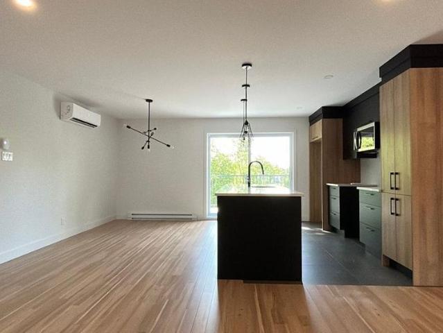 Apartment for rent in Pierre-de Saurel, Quebec