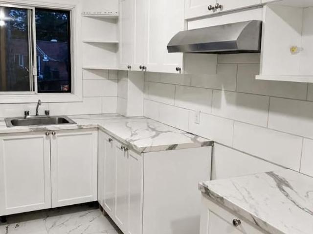 Apartment for rent in St. Leonard's, Quebec