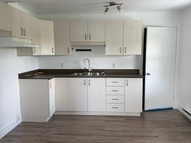 Apartment for rent in Mont-Laurier, Laurentides