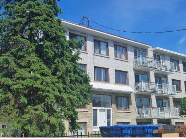 Apartment for rent in Chomedey, Quebec