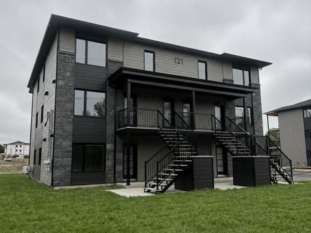 Apartment for rent in Sainte-claire, Quebec