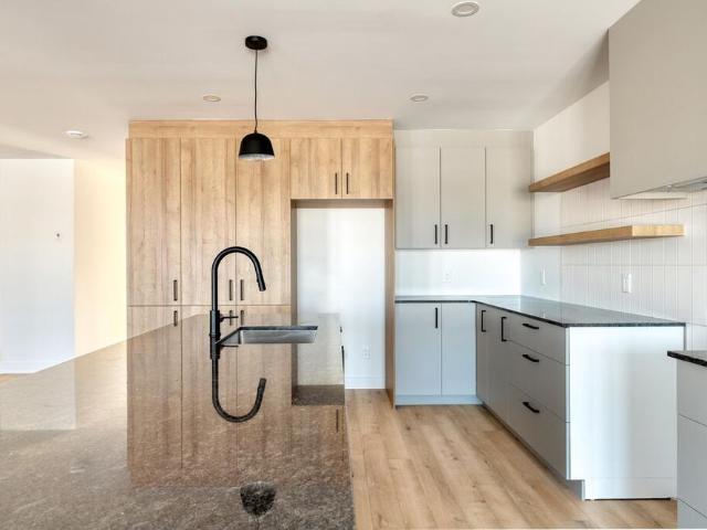 Apartment for rent in Saint-paul, Quebec