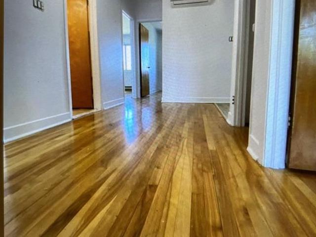 Apartment for rent in St. Leonard's, Quebec