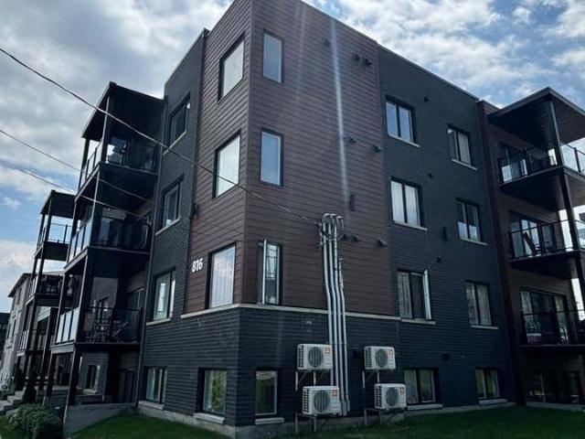 Apartment for rent in Les Nations, Sherbrooke