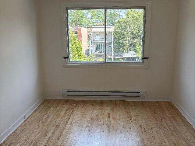 Apartment for rent in St. Leonard's, Quebec