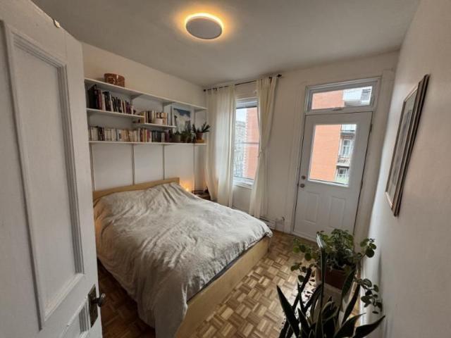 Apartment for rent in St. Leonard's, Quebec