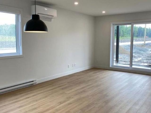 Apartment for rent in Abénakis, Sainte-Claire