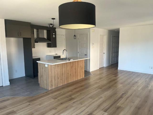 Apartment for rent in Les Chutes-de-la-Chaudière-Ouest, Lévis