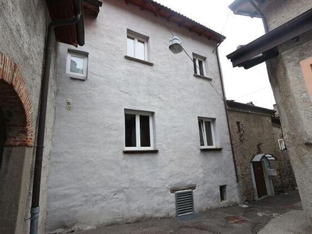 Einfamilienhaus kaufen in Mezzovico, Tessin