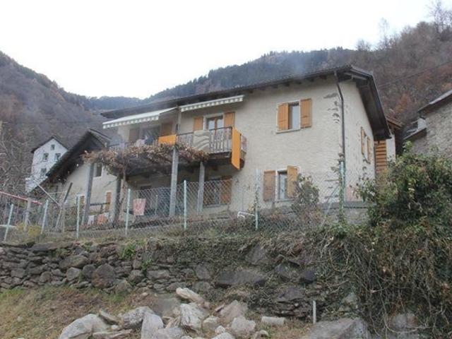 Einfamilienhaus mieten in Acquarossa, Tessin