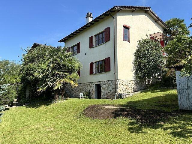 Haus kaufen in Novaggio, Tessin