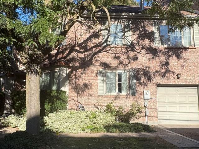 House for rent in Richmond Hill, Golden Horseshoe