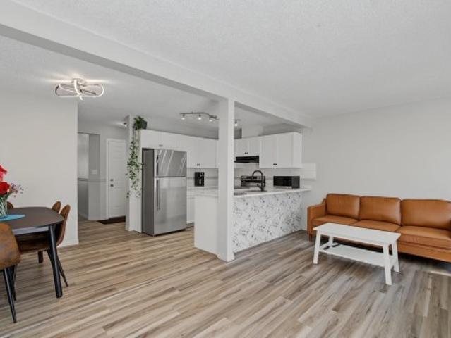 Townhouse for sale in Wedgewood, Alberta