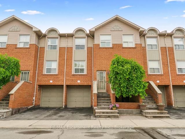 Condo for sale in Woburn, Ontario