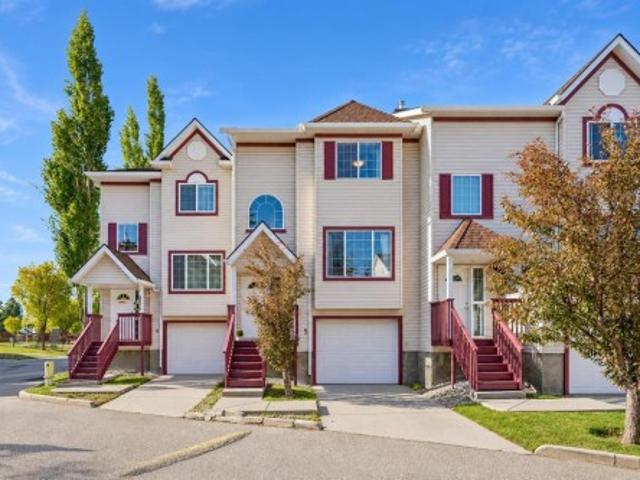 Townhouse for sale in Rocky Ridge, Calgary