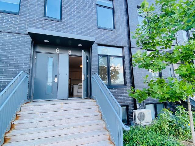 Condo for sale in Woburn, Ontario