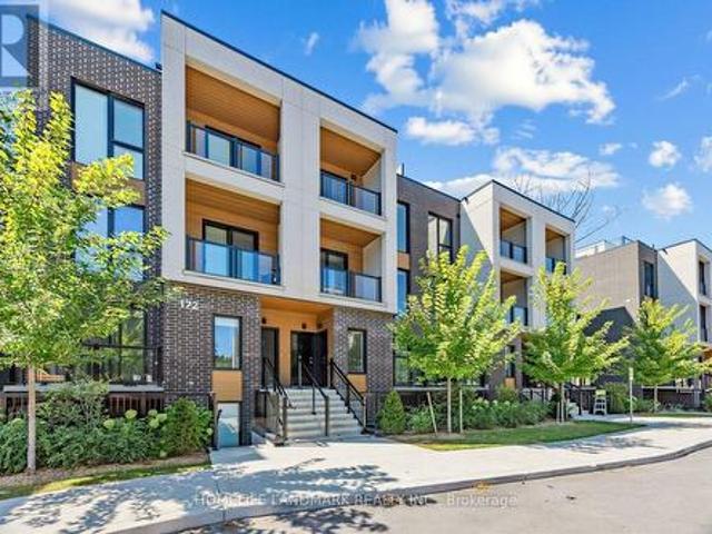 Townhouse for sale in Woburn, Ontario
