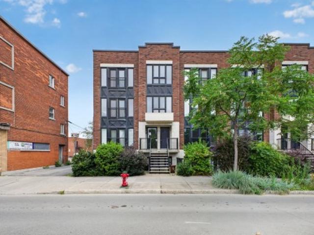 Condo for sale in Ville-Marie, Montréal