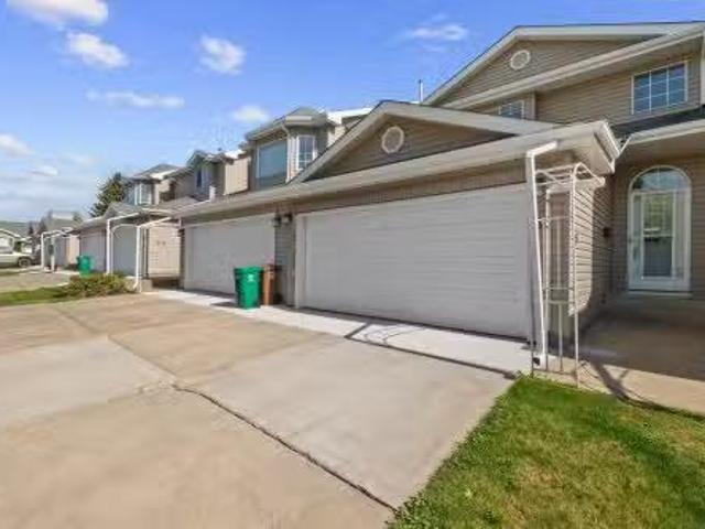 Condo for sale in Saint Albert, Alberta