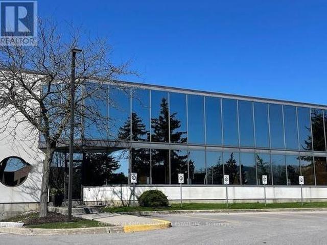 Commercial for rent in York, Ontario