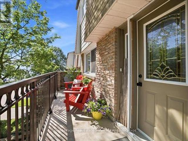 Townhouse for rent in Bronte Village, Oakville