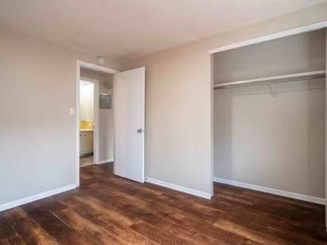Condo for rent in Lockport