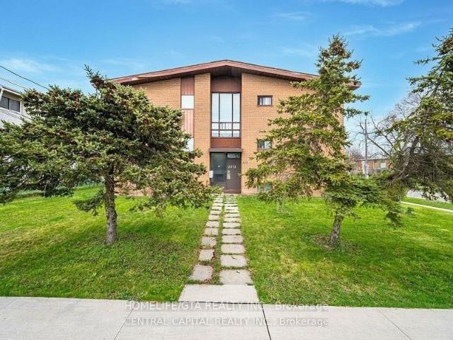 House for rent in Etobicoke North, Toronto