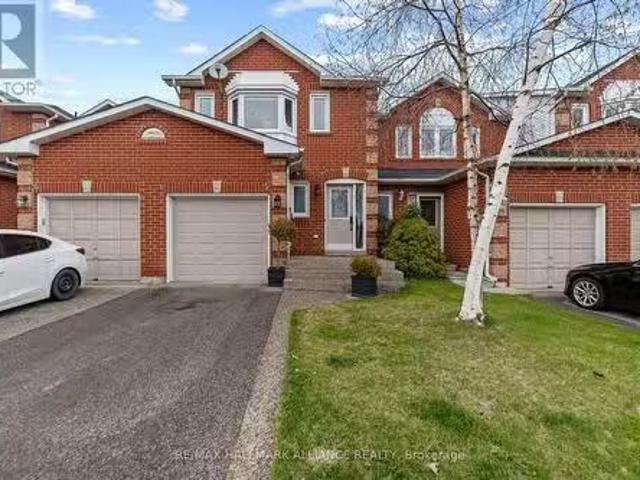 Condo for sale in Oakville, Ontario