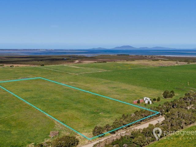 Cottage for sale in Toora, Victoria
