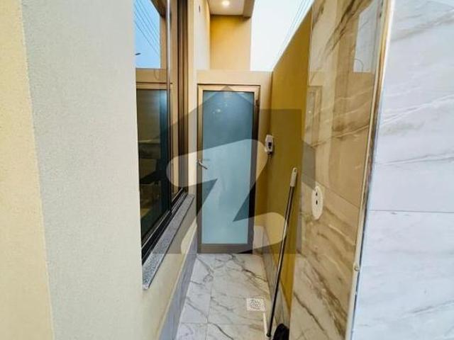 House for sale in Faisalabad, Islamabad Capital Territory