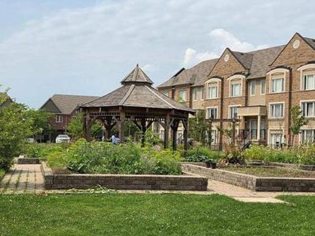 Townhouse for sale in Mississauga, Ontario