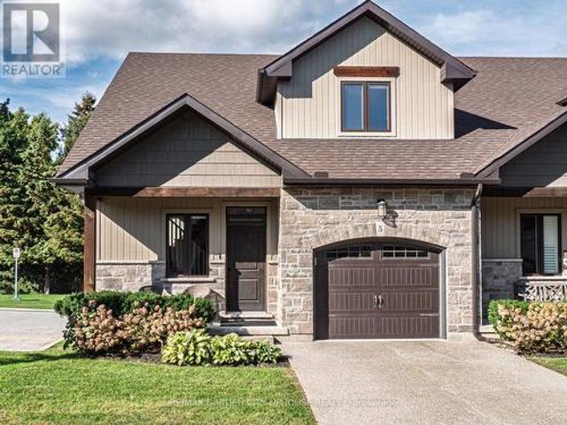 Townhouse for sale in Niagara, Ontario