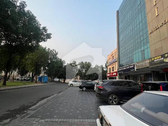 Building for sale in لاہور, لاہور ڈویژن
