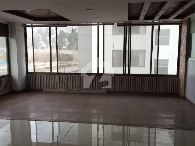 Building for sale in Islamabad