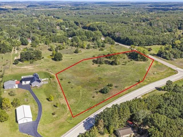 Land for sale in Oxford, Marquette County