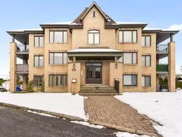 Condo for sale in Les Moulins, Quebec