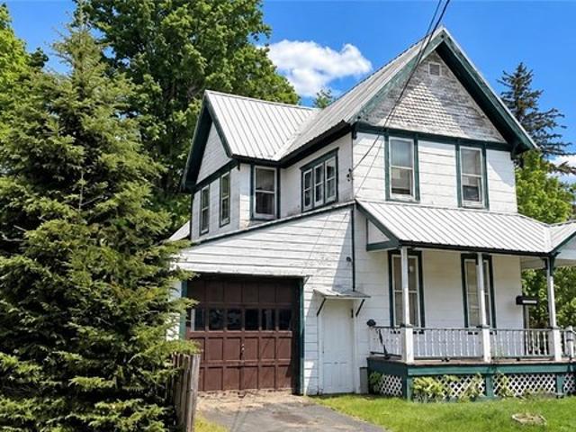 House for sale in Village of Camden, Town of Camden