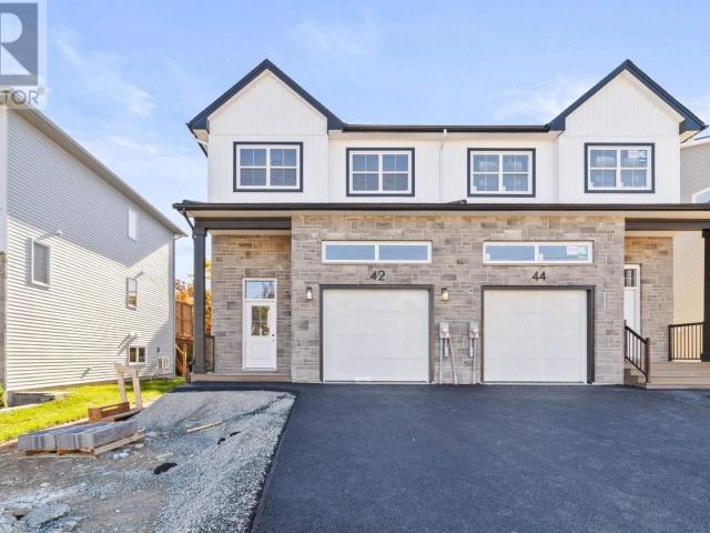 House for sale in Dartmouth, Nova Scotia