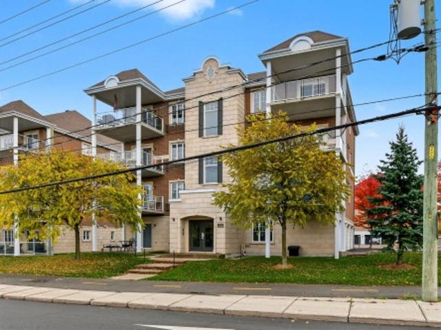 Condo for sale in Sainte-Rose, Laval (région administrative)