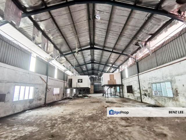 Warehouse for rent in Petaling, Alam Impian